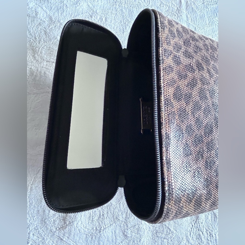 Loewe Leopard Enamel Leather Cosmetic Bag - Picture 4 of 11